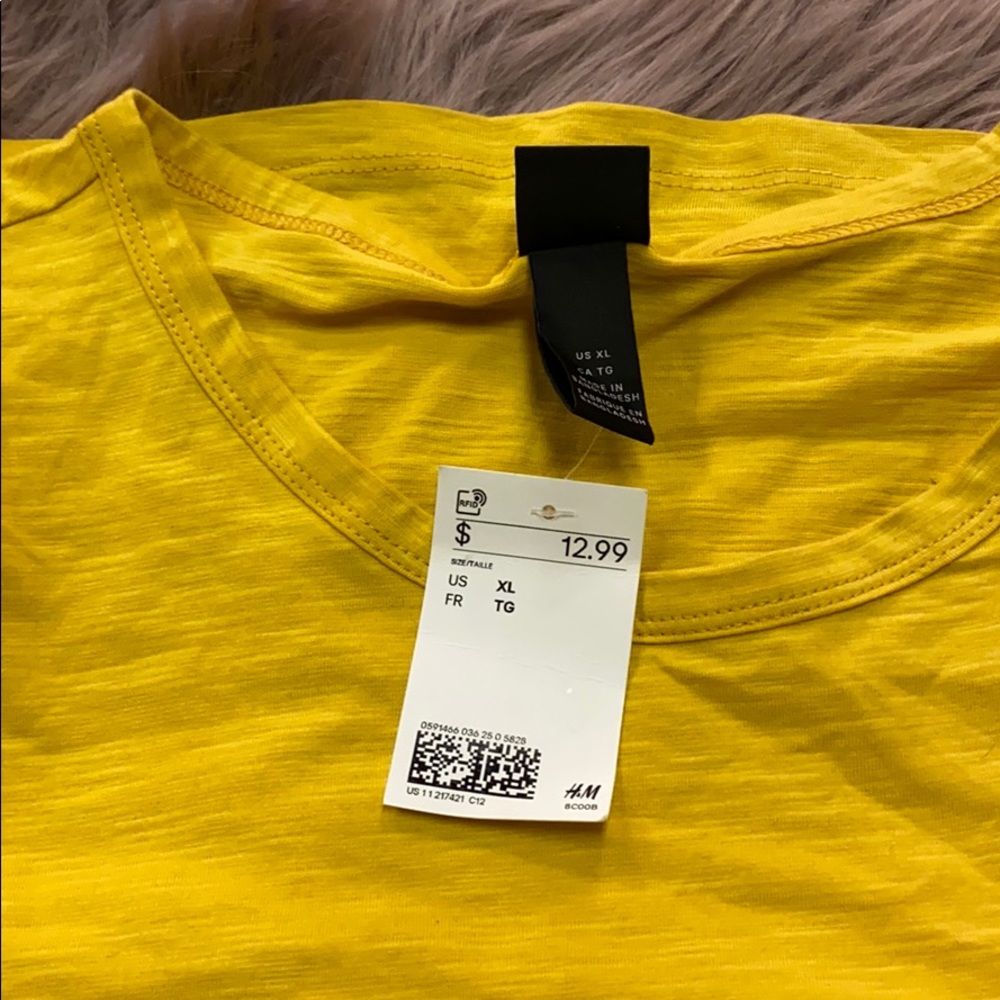 Short sleeve shirt